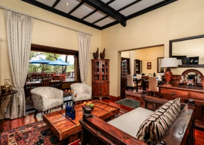 Living room at Riverside Guest Lodge Oudtshoorn